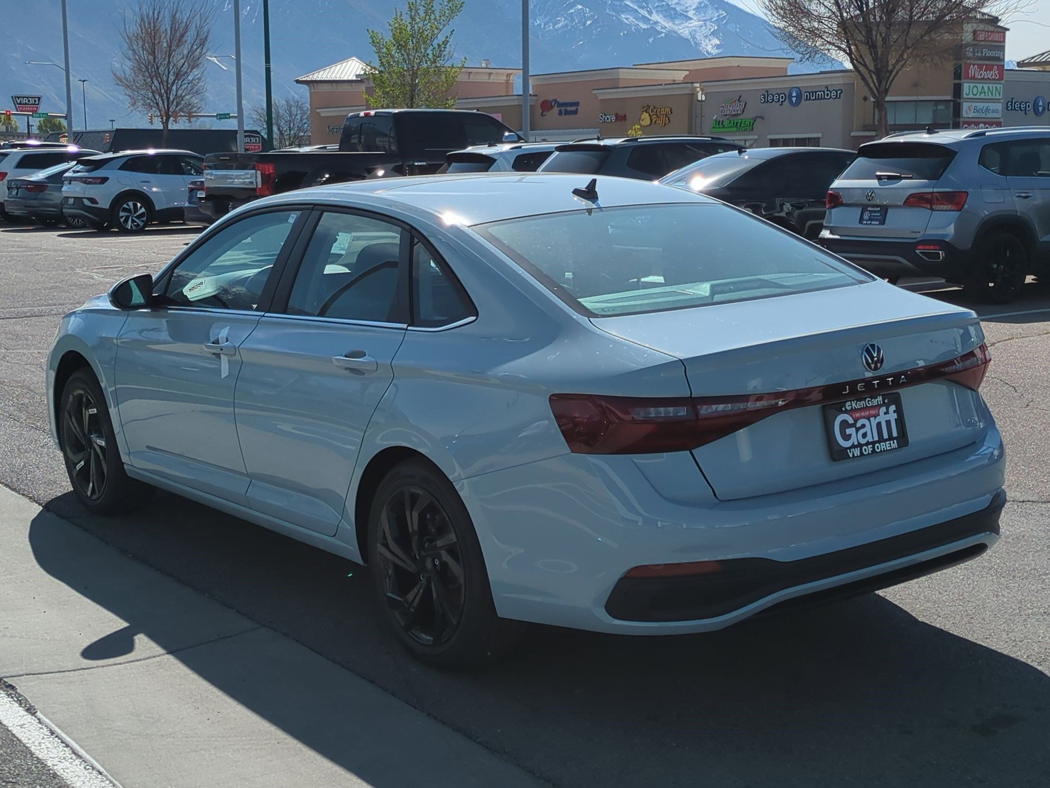 2025 Volkswagen Jetta SE photo 4