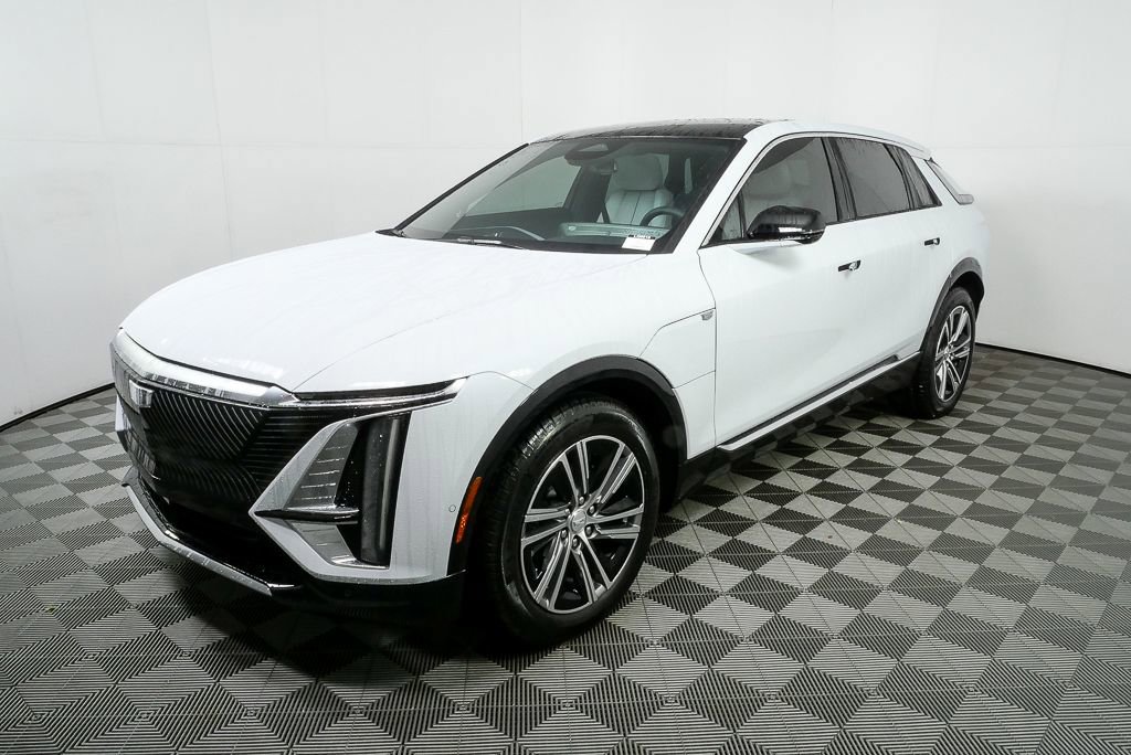 2026 Cadillac LYRIQ Luxury's photo