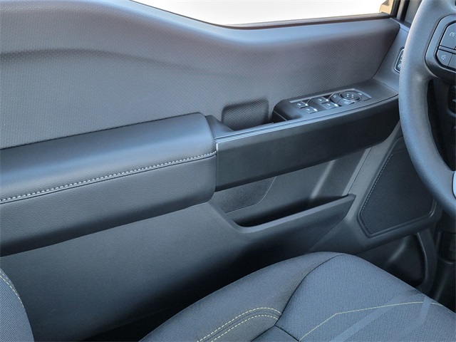 2025 Ford F-150 STX photo 21