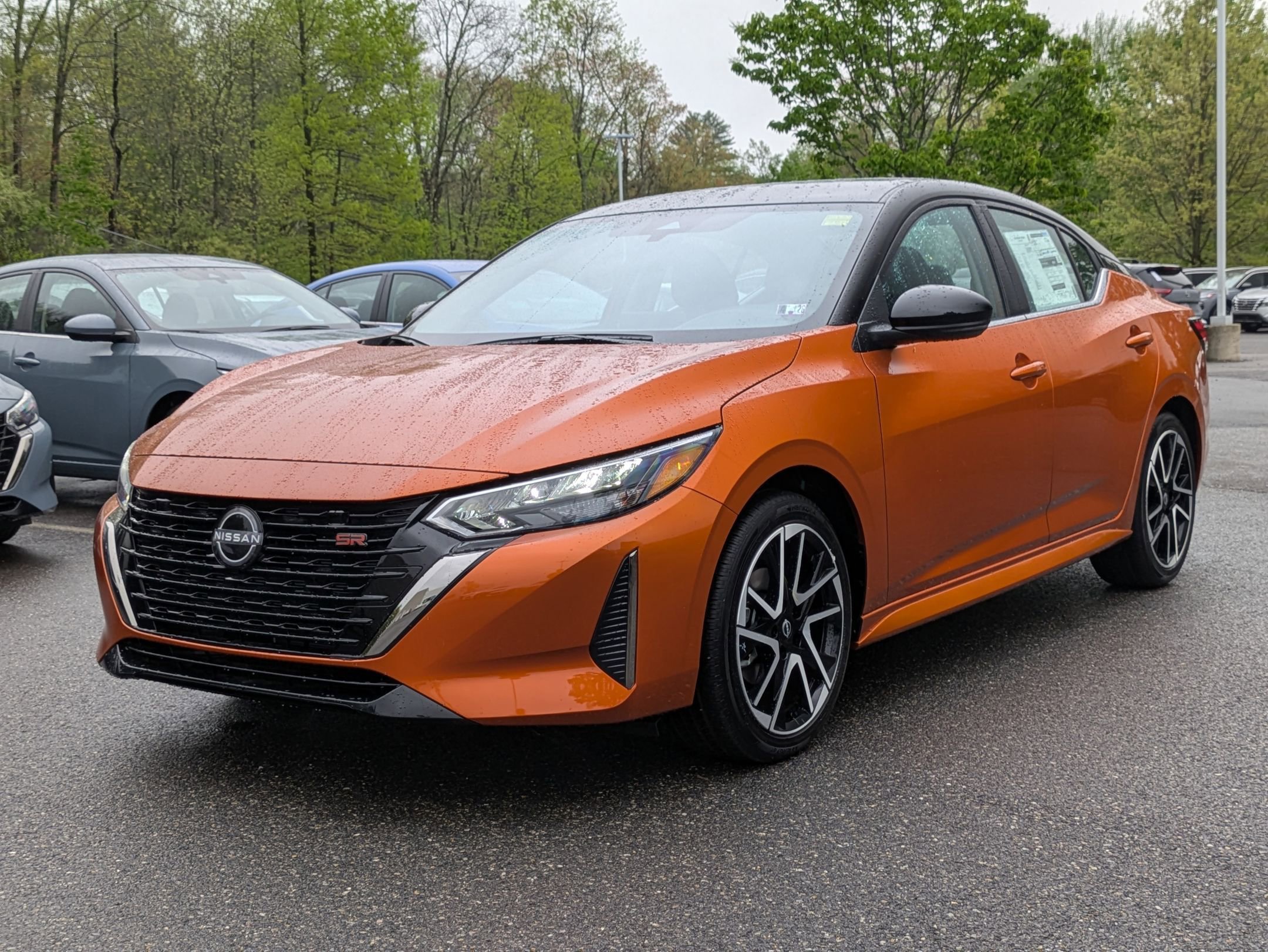 2025 Nissan Sentra SR photo 3