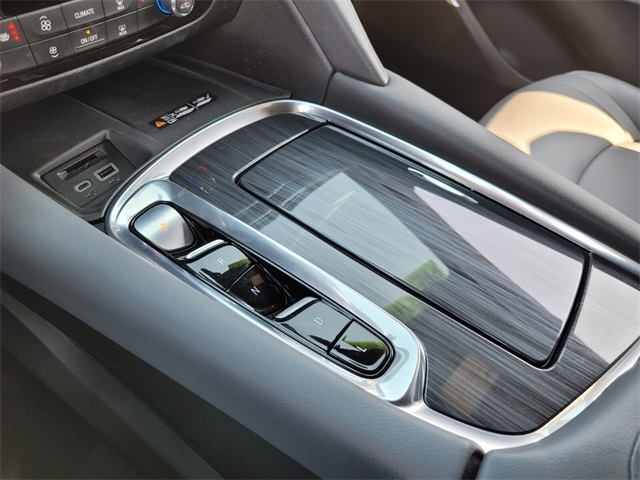 2023 Buick Enclave Essence photo 25