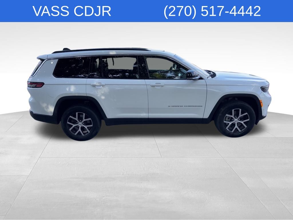 2024 Jeep Grand Cherokee Limited photo 4