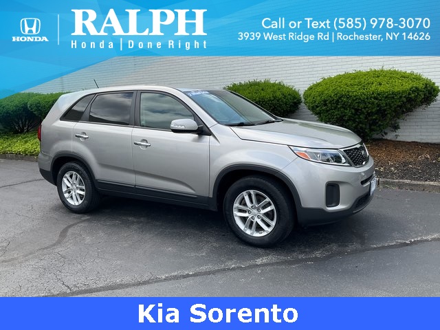 Used 2015 Kia Sorento LX with VIN 5XYKT3A64FG591876 for sale in Rochester, NY