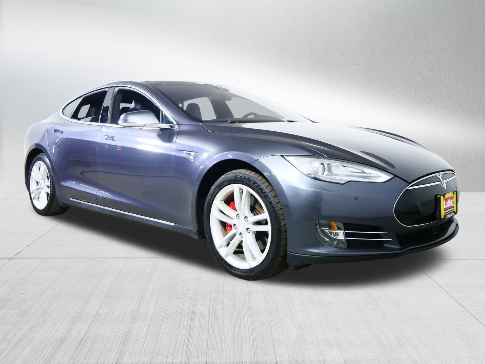 2014 Tesla Model S S's photo