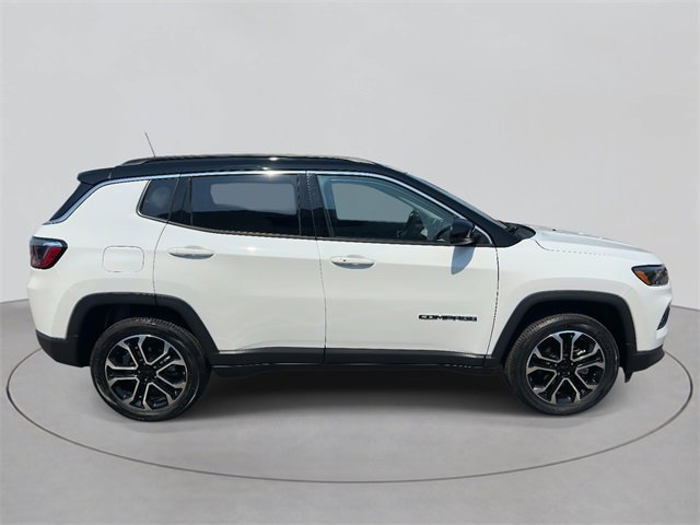 2022 Jeep Compass Limited photo 31