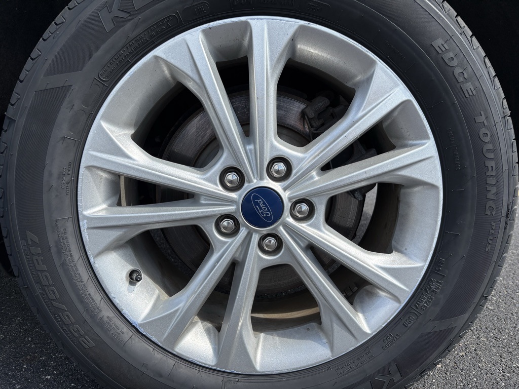 2019 Ford Escape SE photo 32