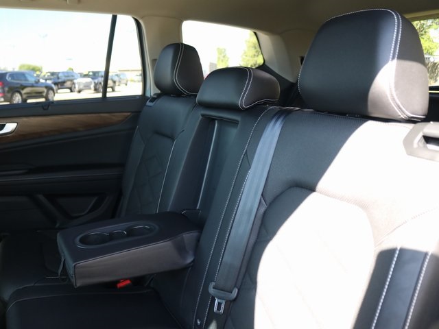 2026 Volkswagen Atlas SE Technology photo 23