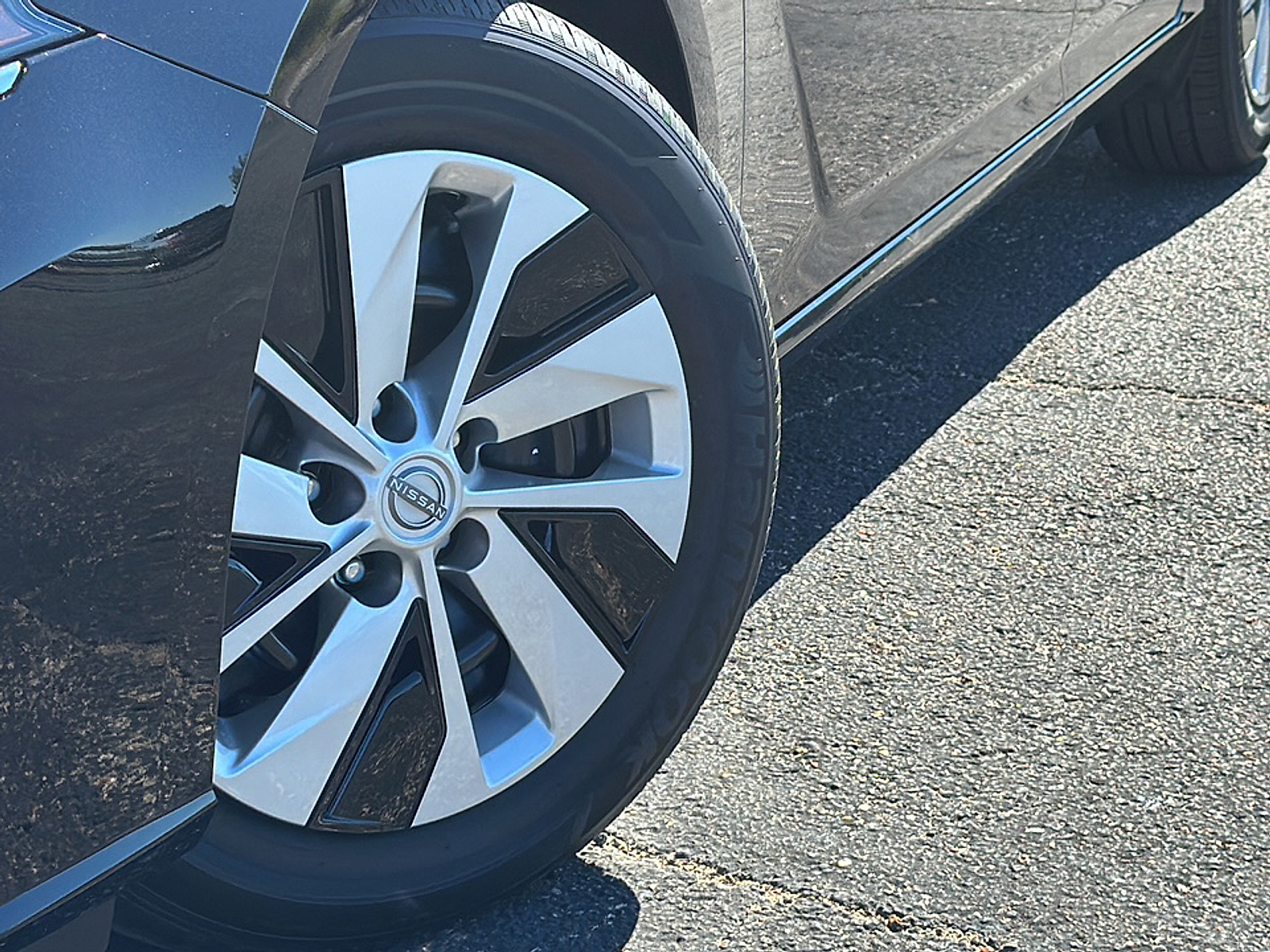 New 2025 Super Black Nissan S FWD image 2