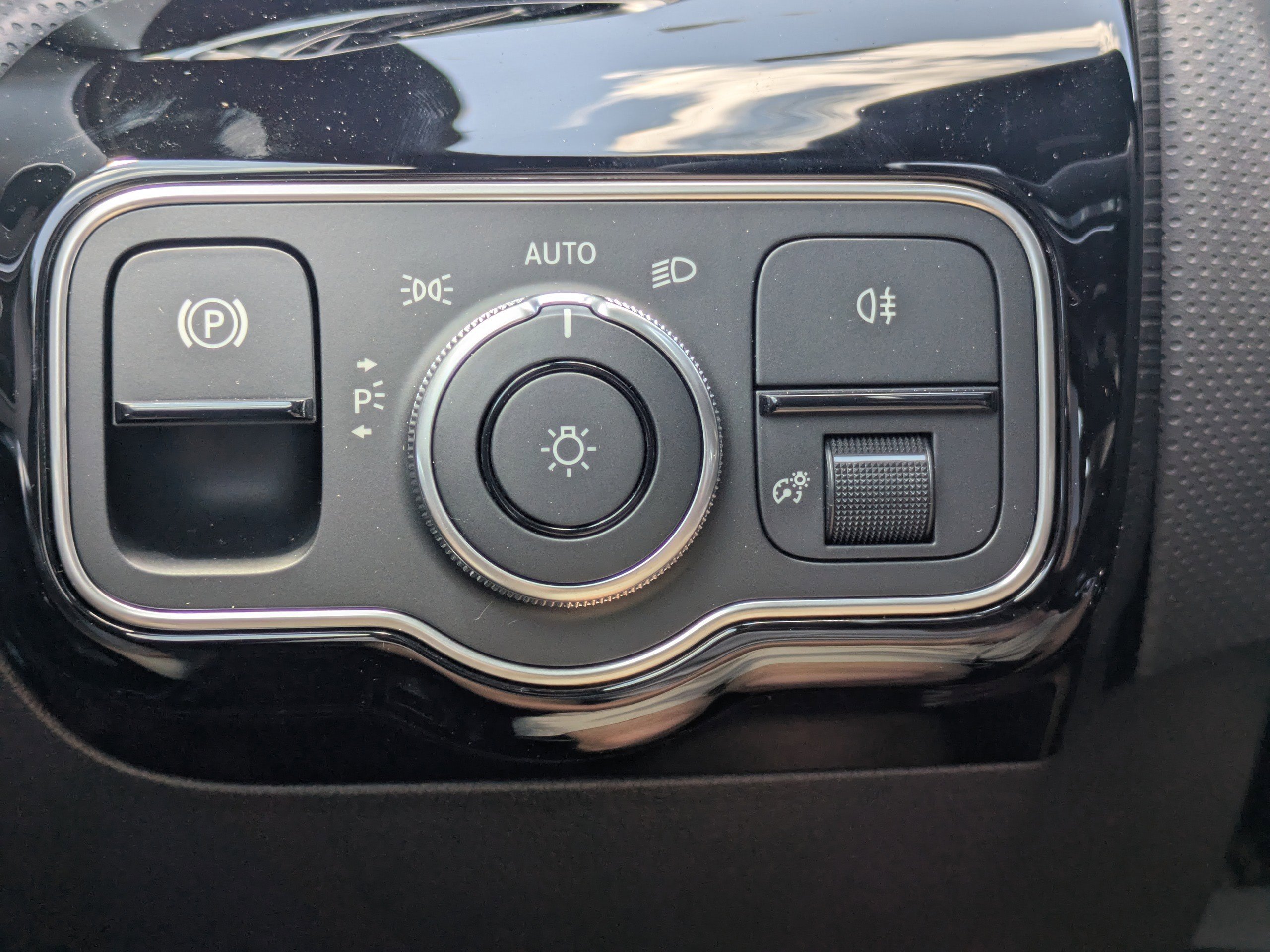 2026 Mercedes Benz CLA 250 photo 12