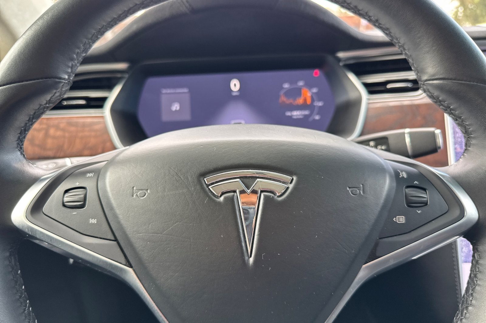 2016 Tesla Model X P90D photo 21