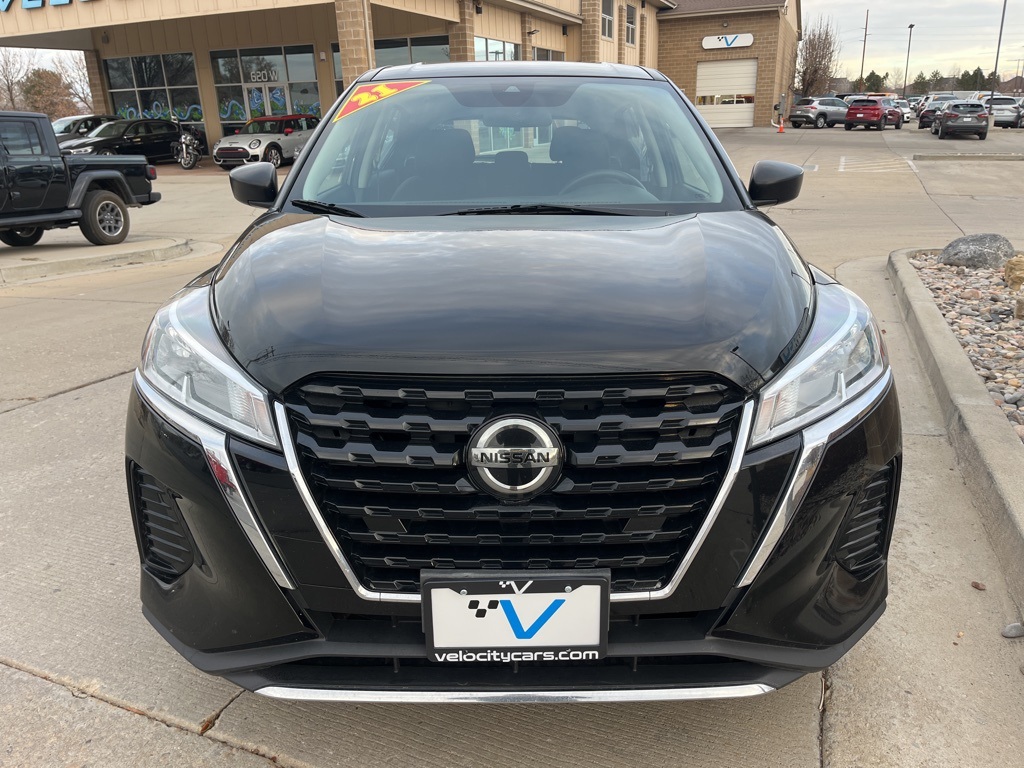 2021 Nissan Kicks S photo 2