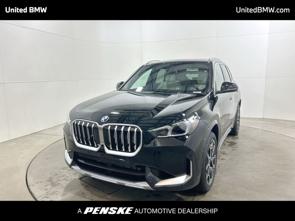 2026 BMW X1 28i's photo