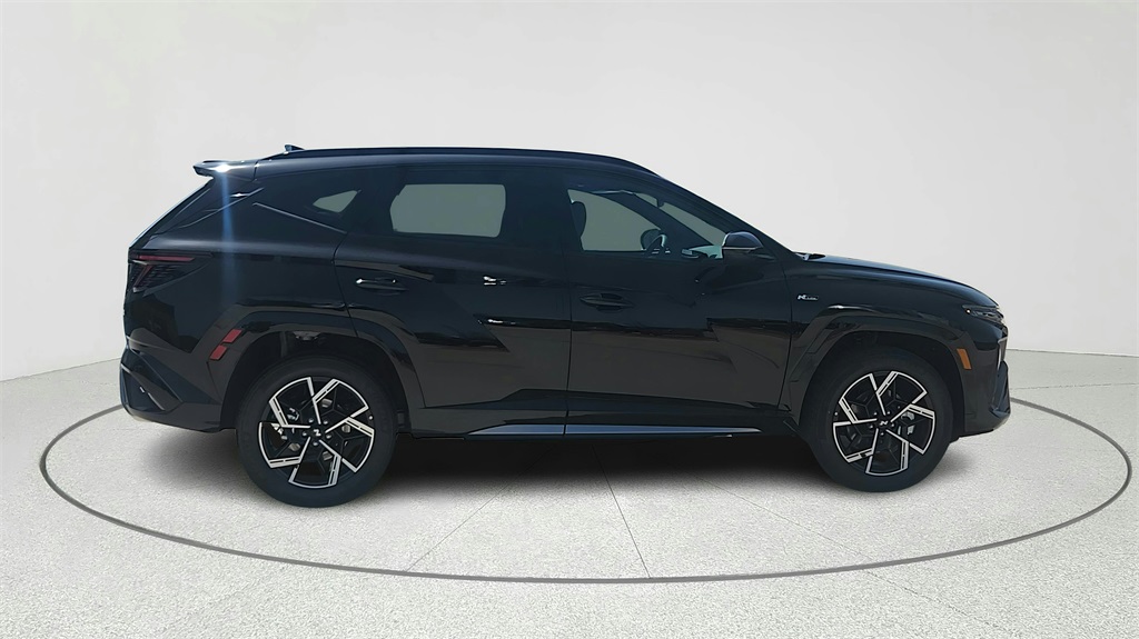 2025 Hyundai Tucson Hybrid N Line photo 3