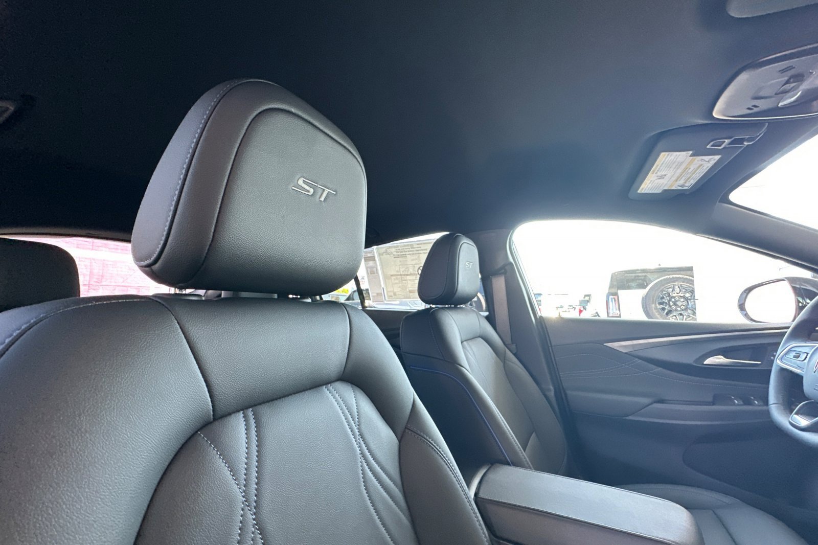 2025 Buick Envista ST photo 16