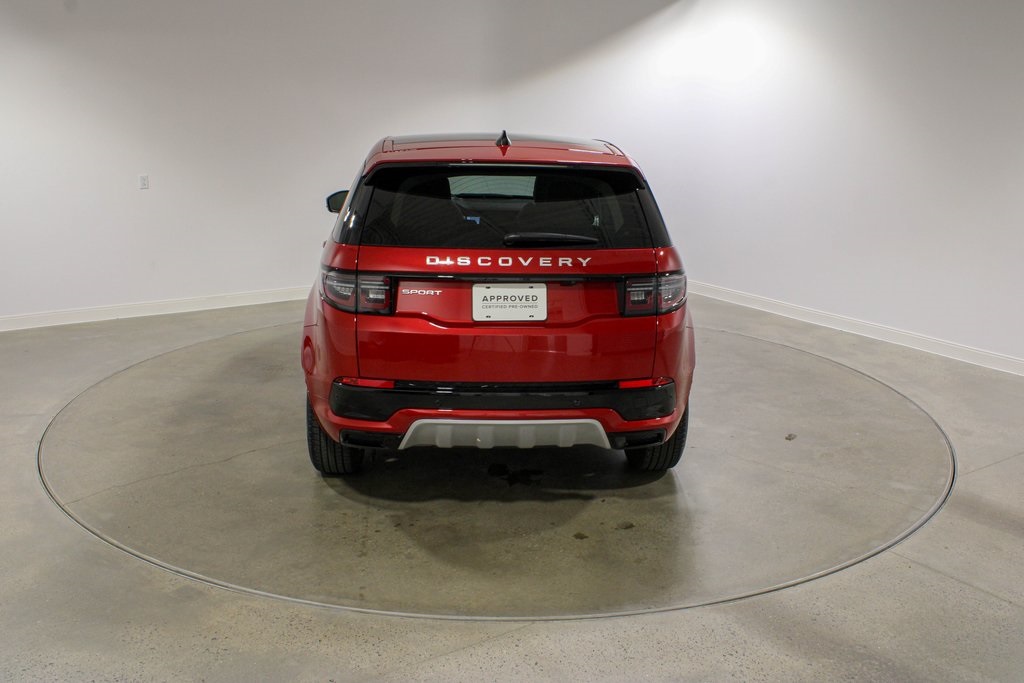 2025 Land Rover Discovery Sport S photo 4