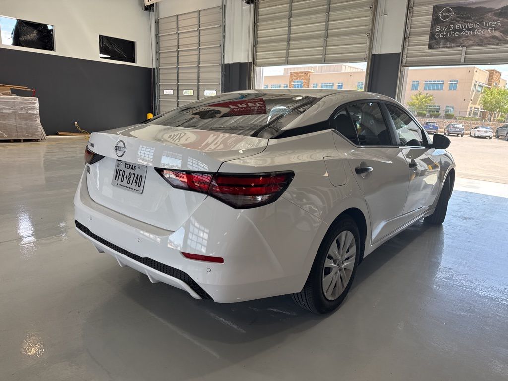 2024 Nissan Sentra S photo 4