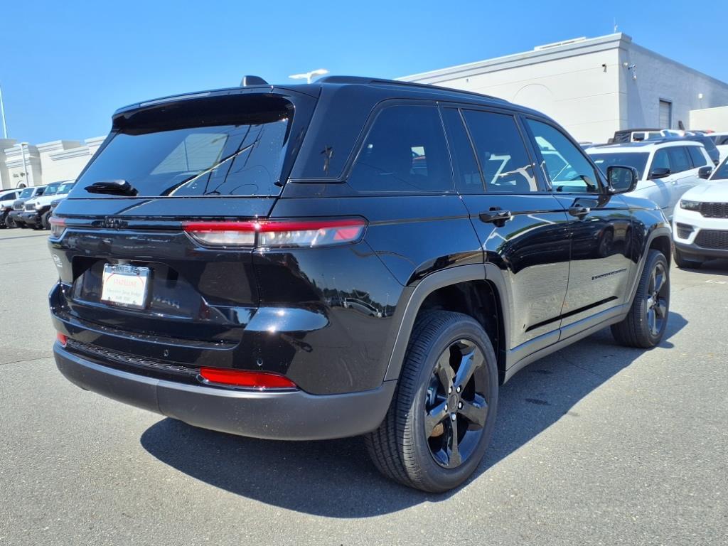 2025 Jeep Grand Cherokee Altitude X photo 18