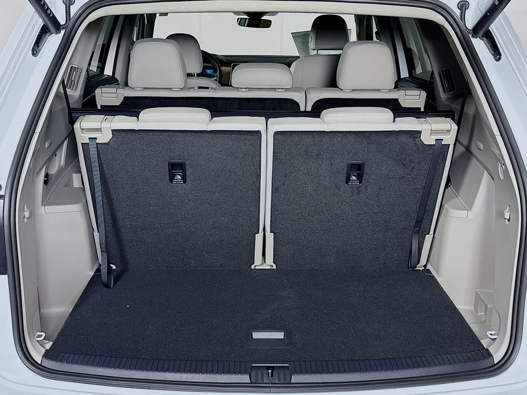 2025 Volkswagen Atlas SE Technology photo 20