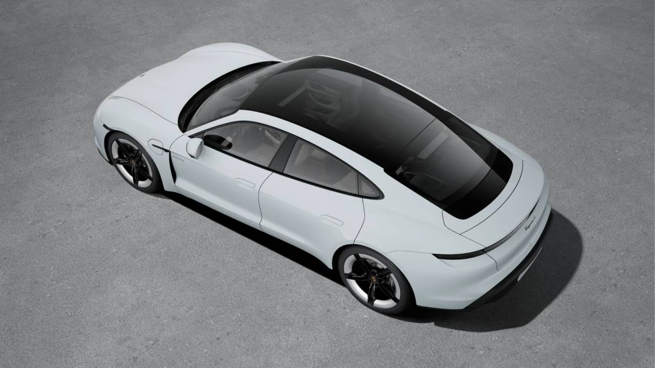 2026 Porsche Taycan 4 photo 4