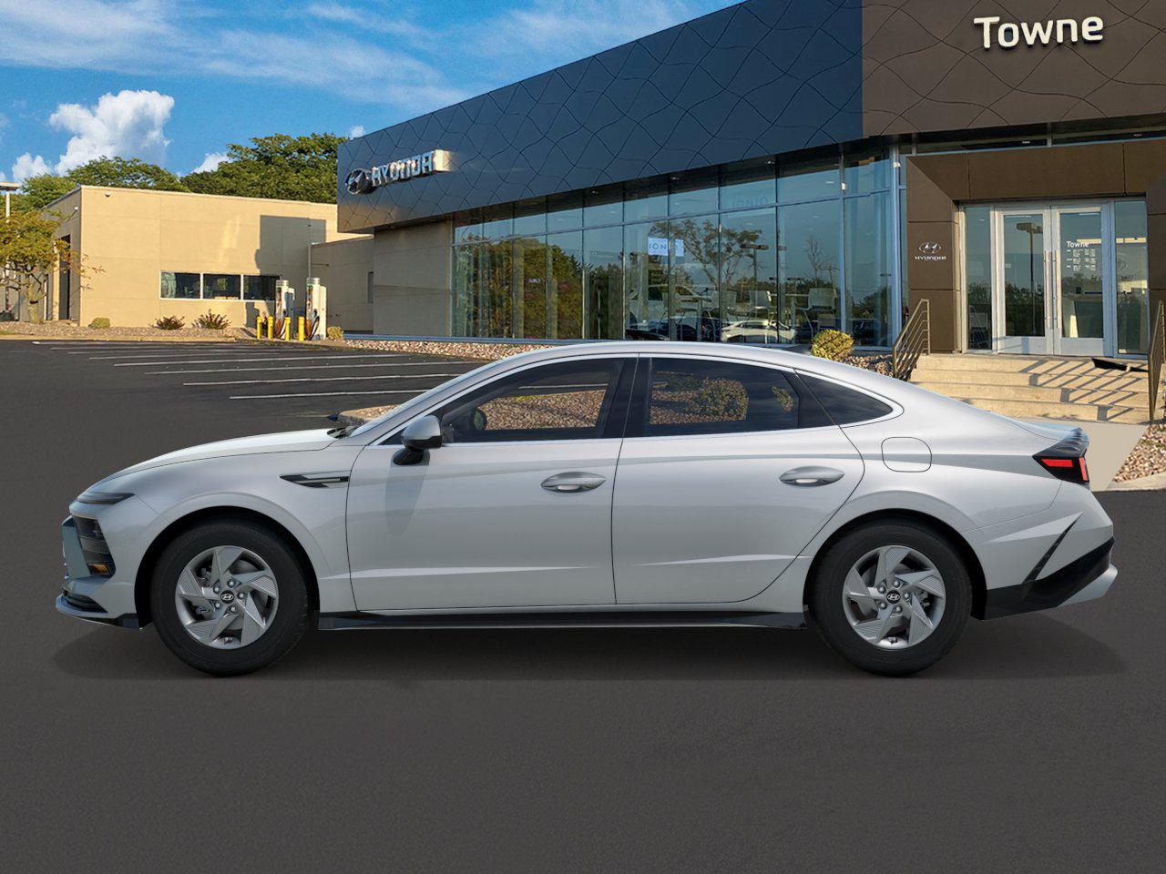 2026 Hyundai Sonata SE photo 3
