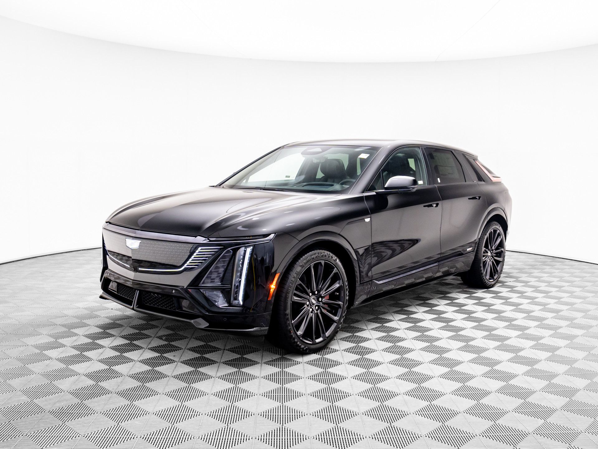 2026 Cadillac Lyriq photo 3