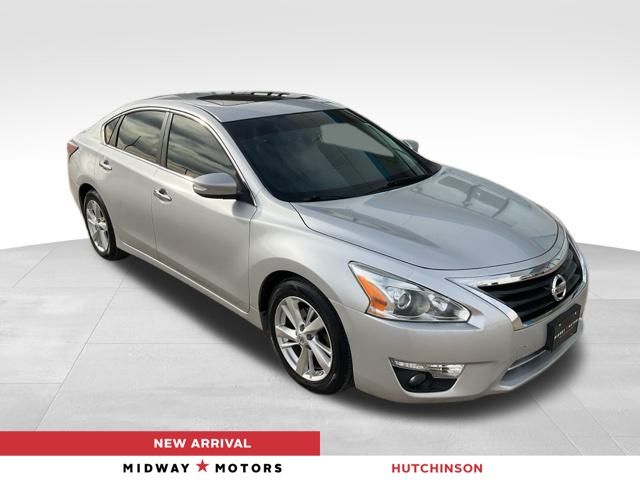 2014 Nissan Altima S's photo