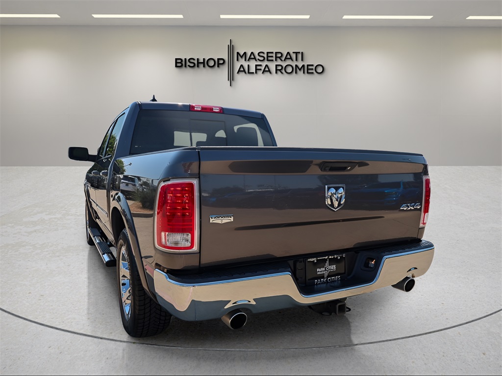 2017 Ram 1500 Laramie photo 4
