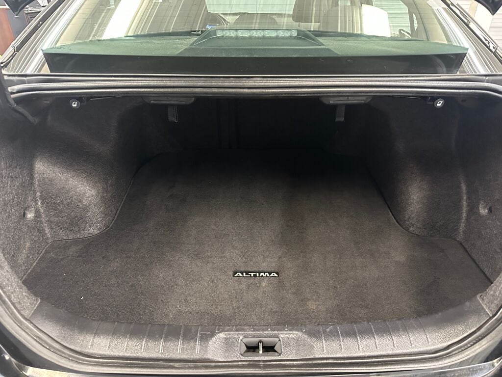 2023 Nissan Altima 2.5 SV photo 19