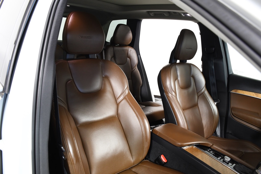 2020 Volvo XC90 T6 Inscription photo 15