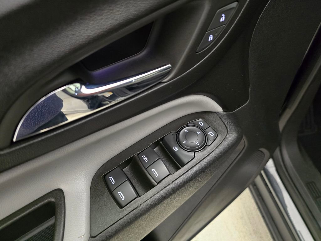 2023 Chevrolet Equinox LT photo 30
