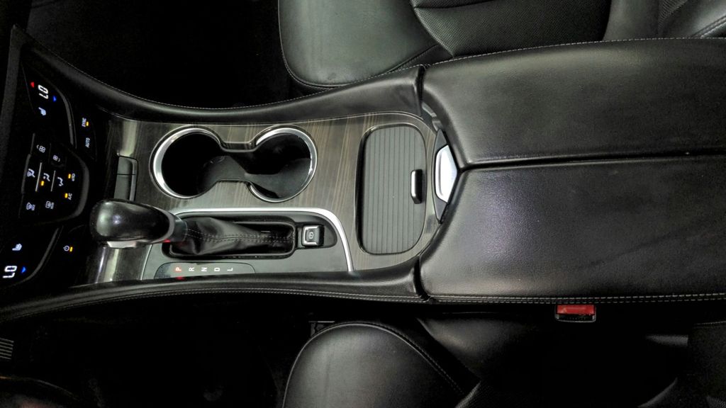2020 Buick Envision Essence photo 18