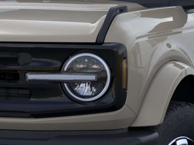 2025 Ford Bronco Outer Banks photo 17