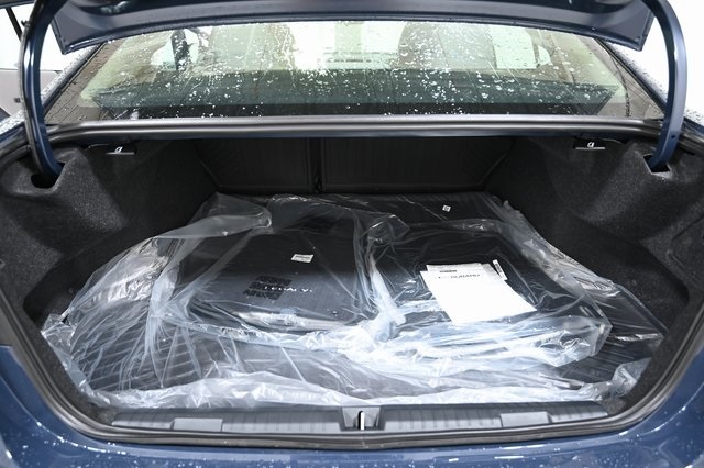 2025 Subaru Legacy Premium photo 16