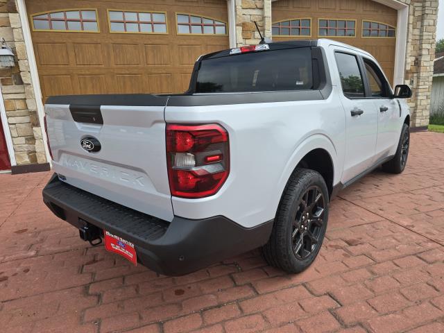 2025 Ford Maverick XLT photo 3