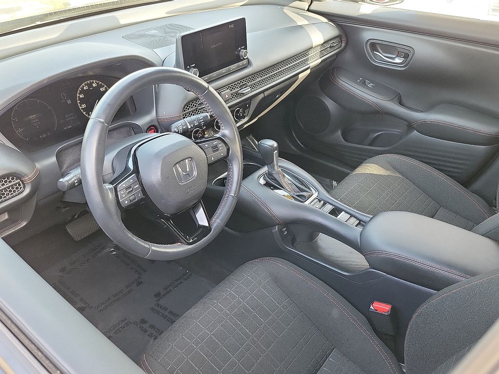 2024 Honda HR-V Sport photo 3