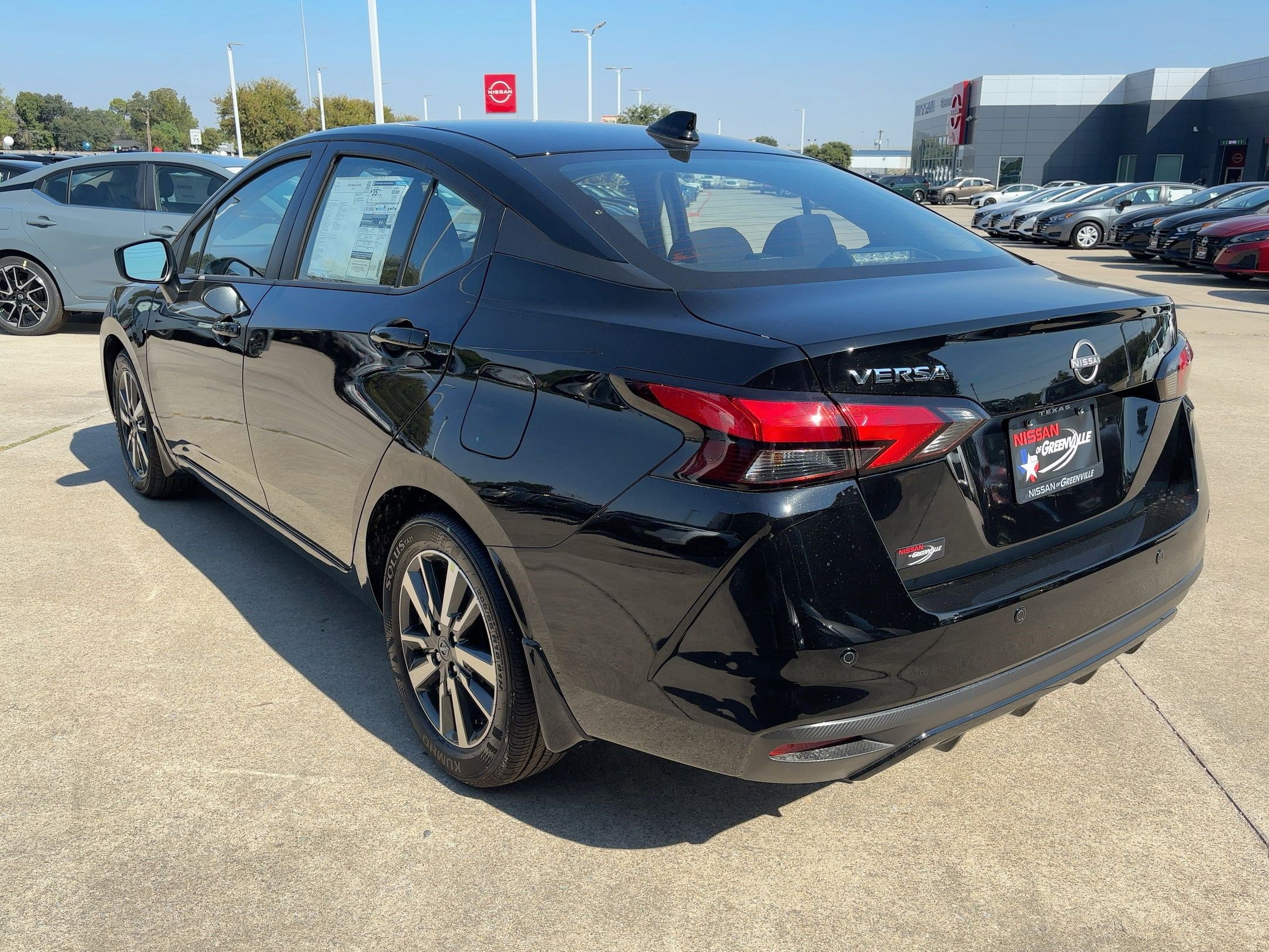 2025 Nissan Versa SV photo 3