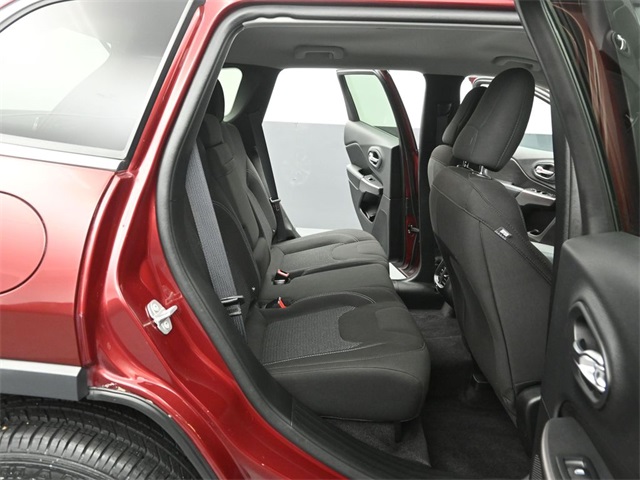 2019 JEEP CHEROKEE - Image 24