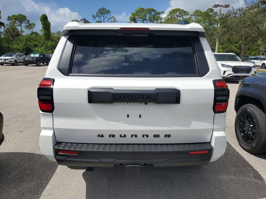 2025 Toyota 4Runner SR5 photo 6