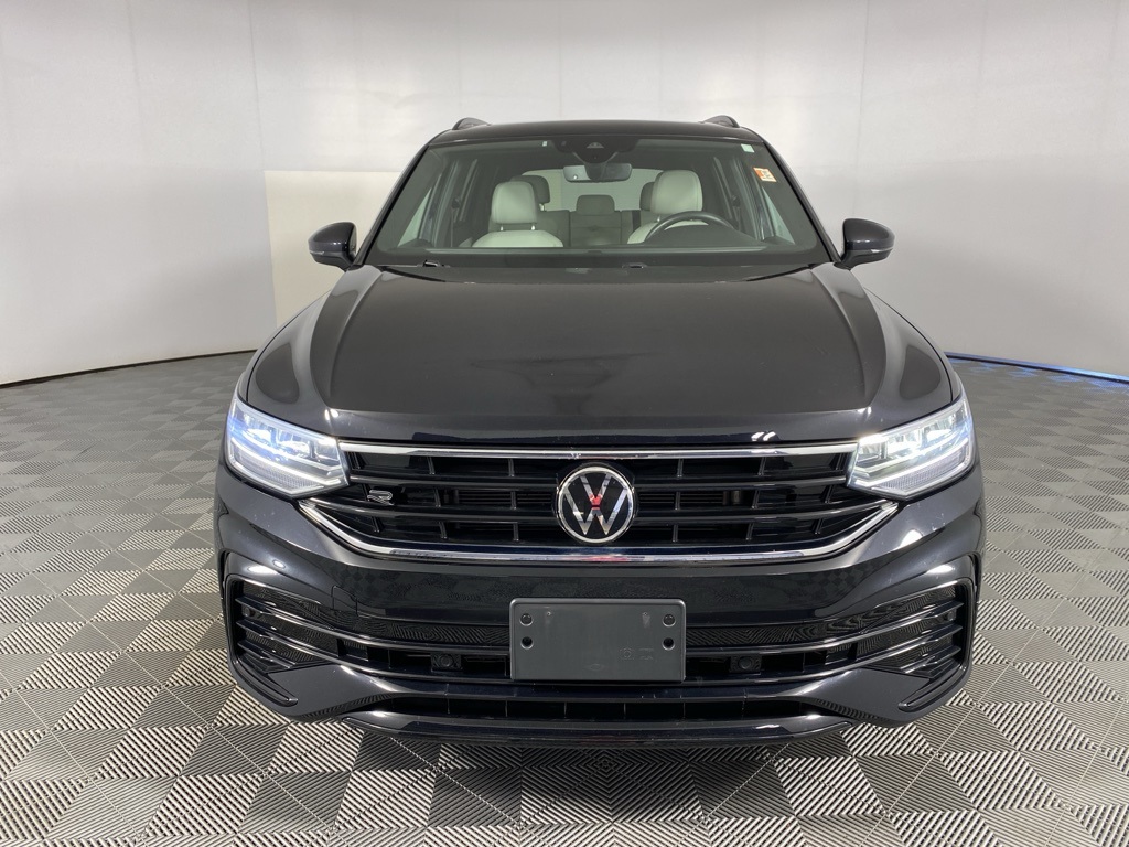 2022 Volkswagen Tiguan SE R-Line Black photo 2