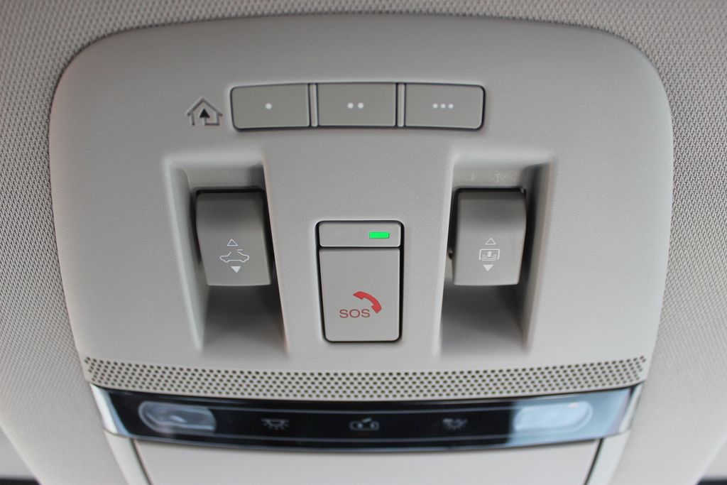2024 Nissan ARIYA Platinum e-4ORCE photo 26