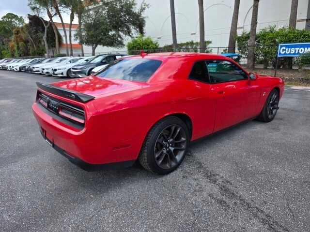 2021 Dodge Challenger R/T Scat Pack photo 6