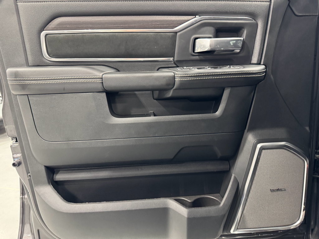 2025 Ram 4500 photo 23