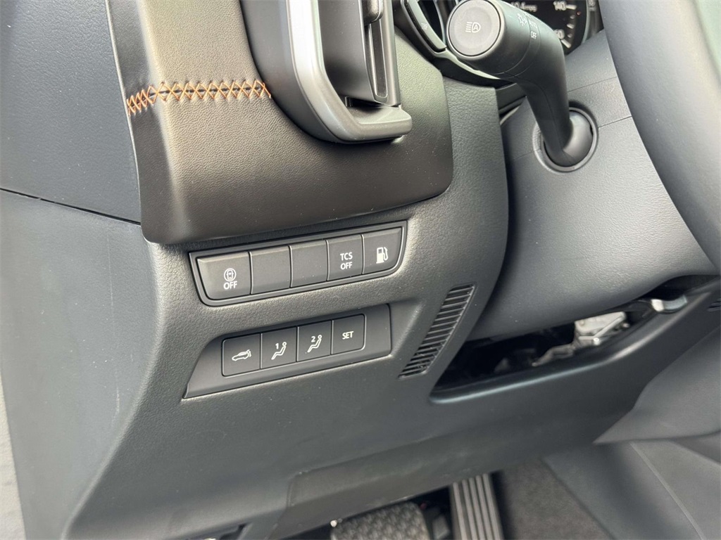 2025 Mazda CX-50 Premium photo 28