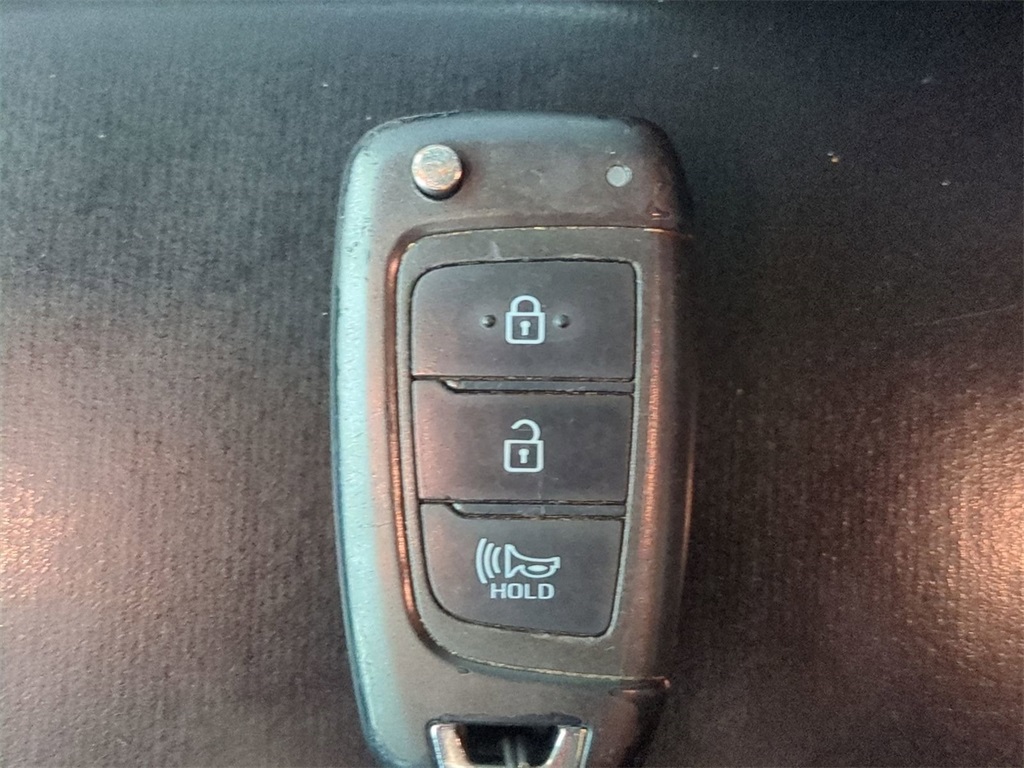 2024 Hyundai Venue SE photo 24