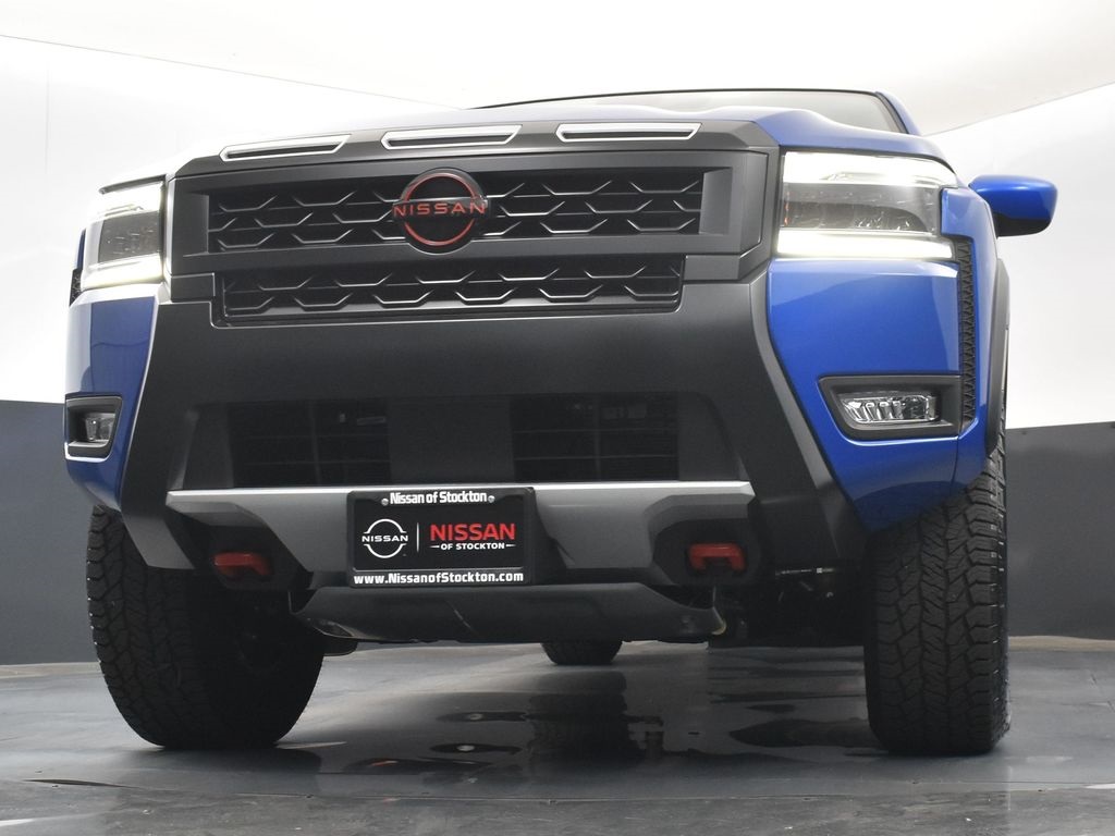 2025 Nissan Frontier photo 37