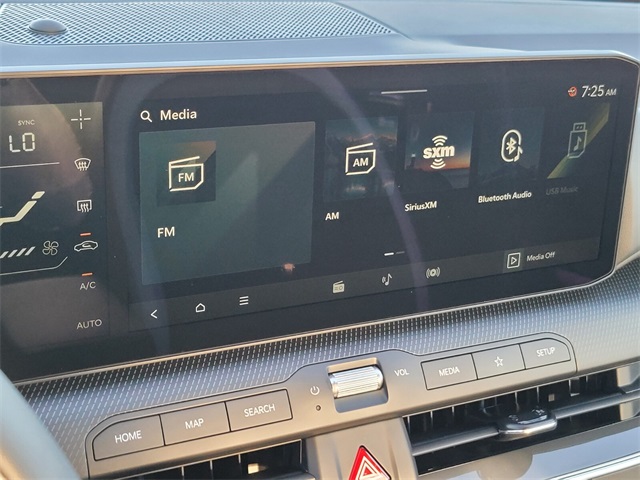 2025 Kia K4 GT-Line Turbo photo 13