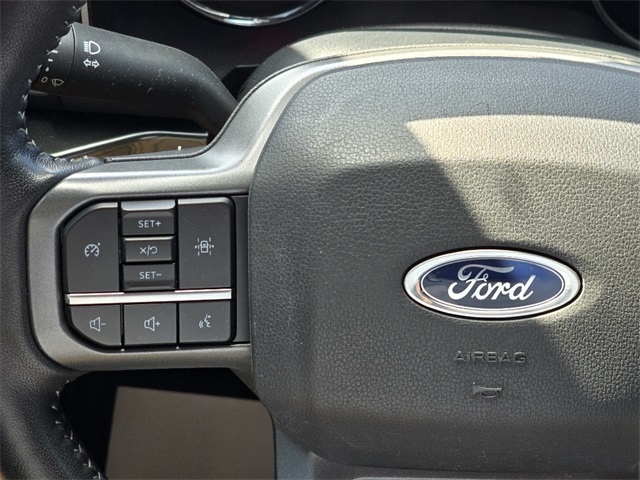 2022 Ford F-150 XLT photo 14