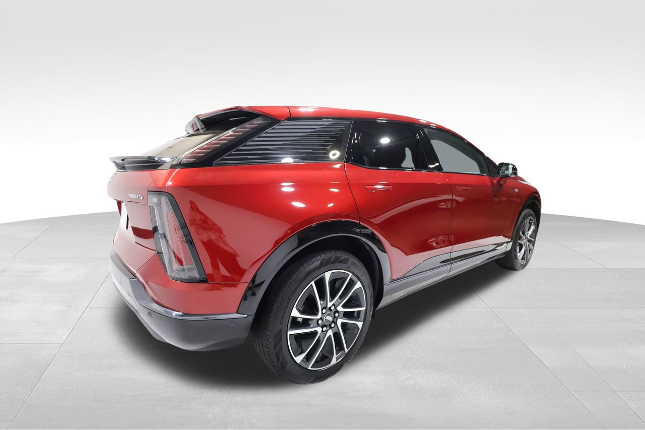 2025 Cadillac Optiq Sport photo 4