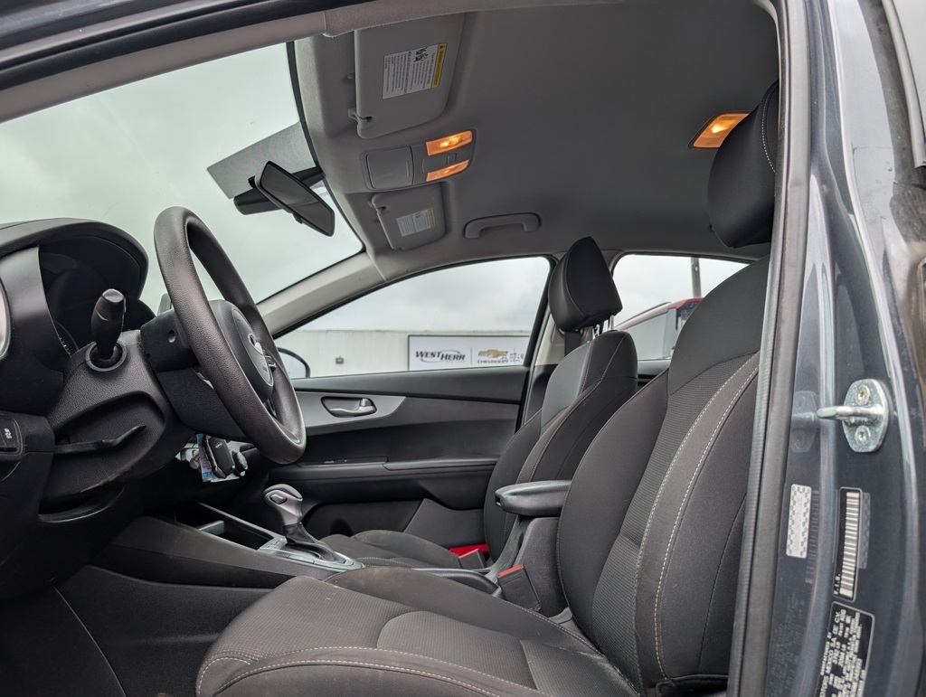 2021 Kia Forte LXS photo 8
