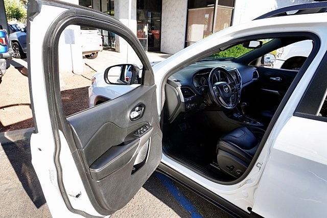 2021 Jeep Cherokee Latitude Lux photo 30